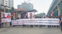 AMPPUH Demo Mabes Polri Minta Tangkap Masinton Pasaribu terkait Laporan Kekerasan Perempuan